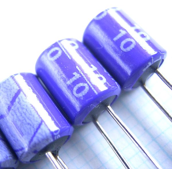 Конденсатор 10uf 10v